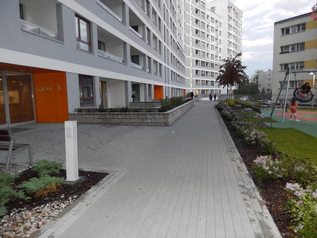 Inny Wymiar Varşovia Exterior foto