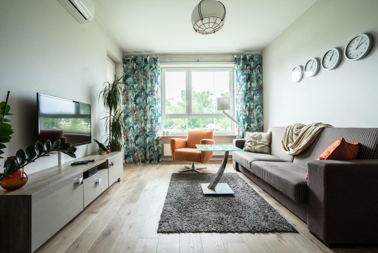 Inny Wymiar Varşovia Exterior foto