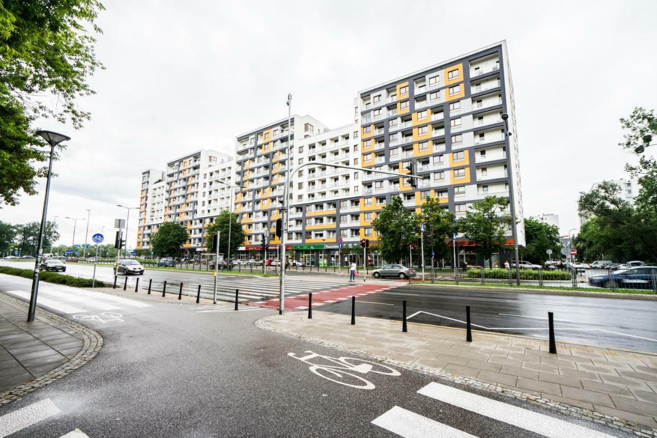 Inny Wymiar Varşovia Exterior foto